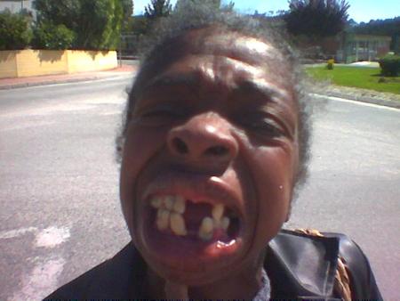 je ne brosse pas mes dents............je mens fou